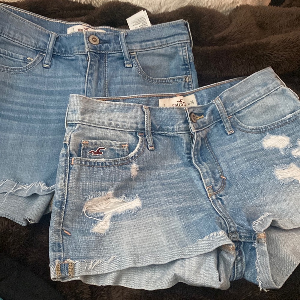 Hollister shorts size 3 both bundle